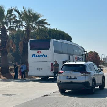 Buzlu Turizm Otobüsünde Güvenlik, Hijyen Ve Personel Davranışı Sorunlarıyla Yolculuk Kesildi