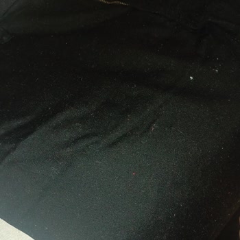 Az Kullanımda Pantolon Tüy Toplaması Ve Kalite Sorunu