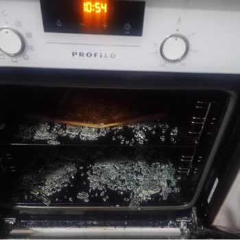 Profilo Fırın Camı Patladı, Garanti Kapsamında Değişim İstiyorum