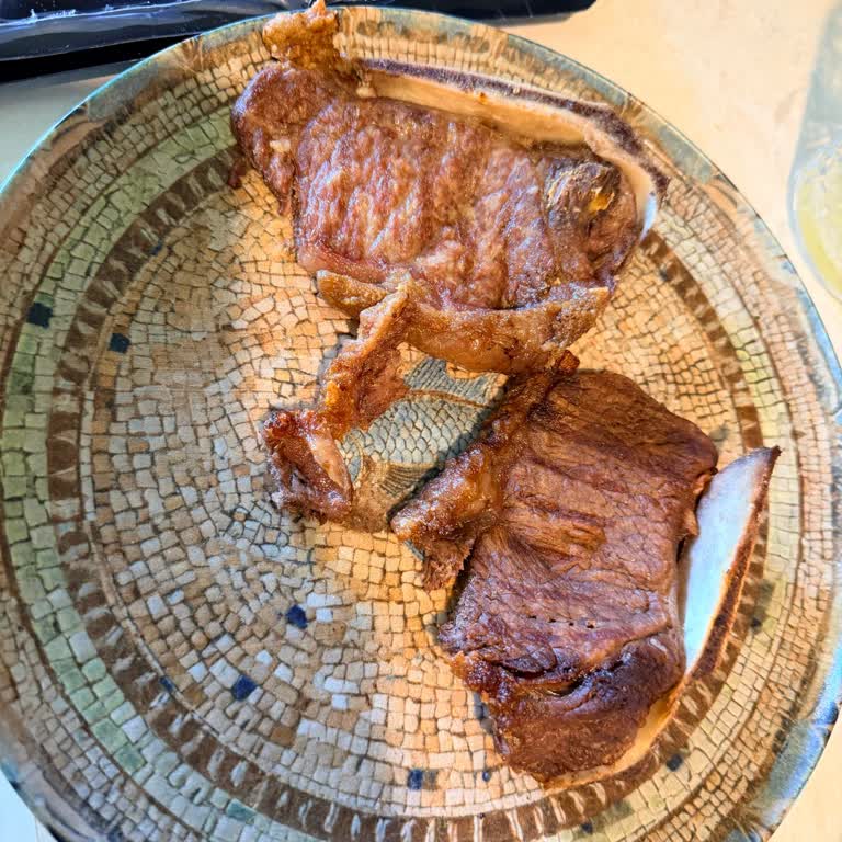 Tazedirekt'ten Bozulmuş New York Steak İçin Ücret İadesi Talebi