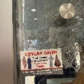 Eminönü Ceylan Giyim'de Kaba Çalışanlar Ve Yanıltıcı Fiyat Politikası