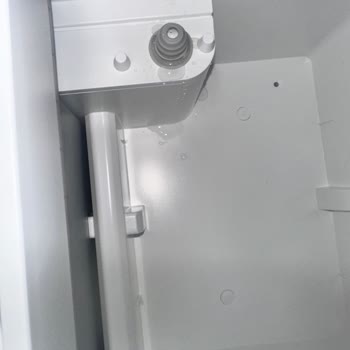 Roborock Qrevo Edge2 Pro Su Sızdırıyor; Tekrarlanan Servis Sorunları Ve İade Talebi