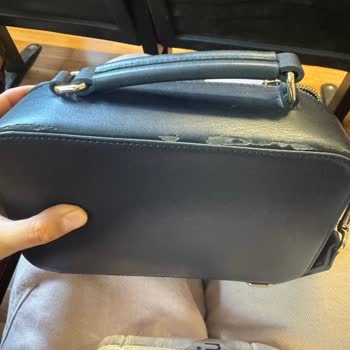 Tommy Hilfiger Camera Bag Started Peeling Too Soon
