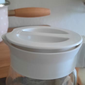 Balçova Kipa Madame Coco Mağazasından Kapak Sorunu Nedeniyle Sürahi İadesi