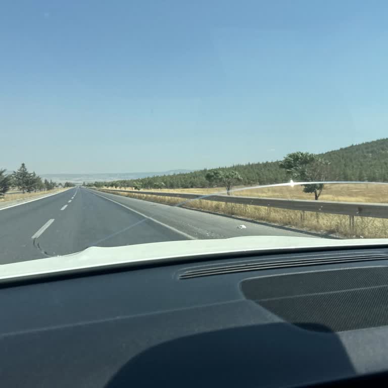 Cam Çatlağı İçin Yanlış Servis Yönlendirmesi Ve Mercedes Türkiye Müşteri Hizmetlerinin İlgisizliği