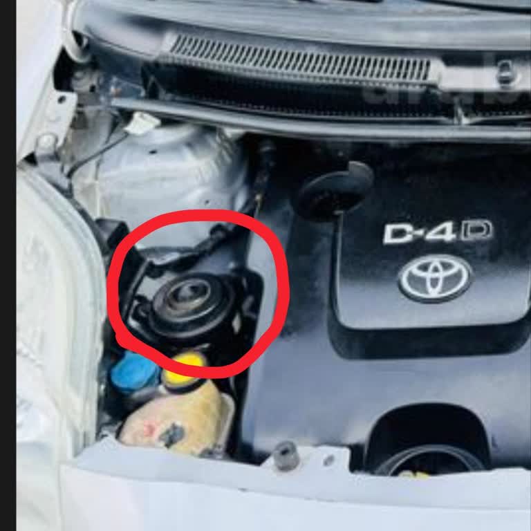 Toyota Yaris Motor Kulağı Parçası Yok, Güvenli Sürüş Risk Altında
