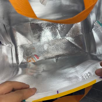 Popeyes Siparişindeki Eksik Soslar Nedeniyle Tam İade Talebi