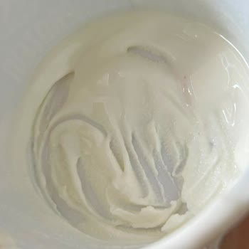 Getir'den Alınan Protein Quark Ürününde Kıvam Ve Tat Bozukluğu