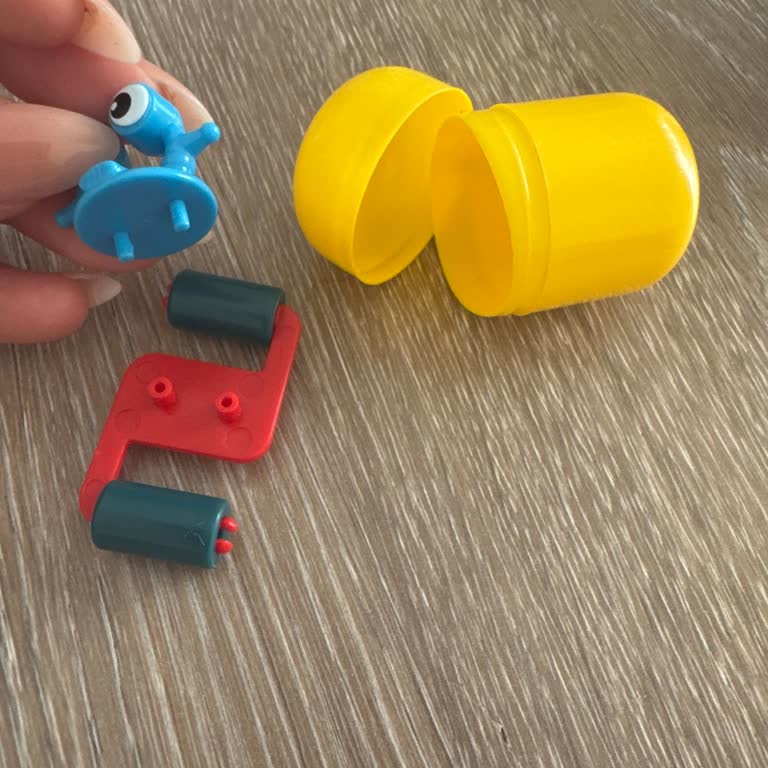 Ozmo Sürpriz Yumurtasında Eksik Oyuncak Parçası