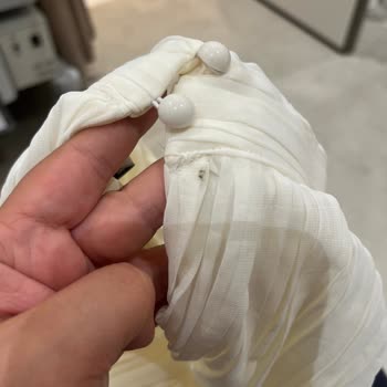 Yanık Lekeli Bluzda Üretim Hatası Ve İade Talebi