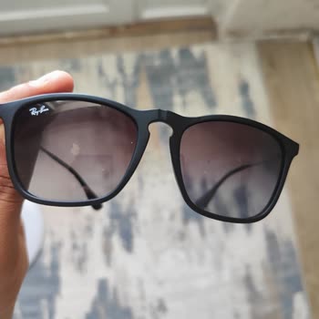 Rayban Gözlüğünde Kaplama Soyulması Ve Yetkili İletişim Sorunu