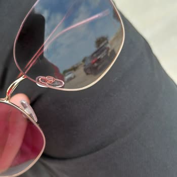 Atasun Optik’te Yeni Güneş Gözlüğünün Temizlik Sonrası Çizilmesi Ve Sorumluluk Reddi