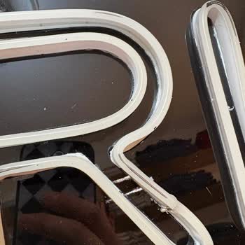 Defolu Neon LED Tabela Ve Yetersiz İade Teklifi Üzerine Tam Geri Ödeme Talebi