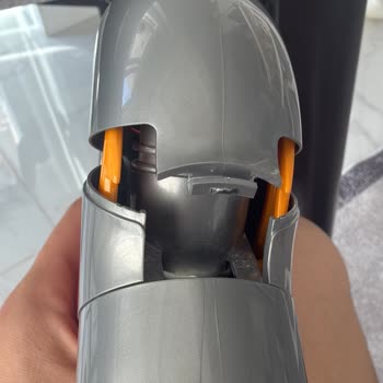 Dyson Süpürgenin Koltuk Altı Aparatında Ücretsiz Parça Değişimi Talebi Ve Fiyat Farkı Mağduriyeti