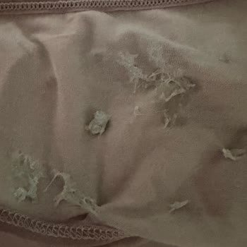 Kapsül Jelatini Çamaşırlara Yapıştı, Beyazlar Morardı Ve Ürün İadesi İsteniyor