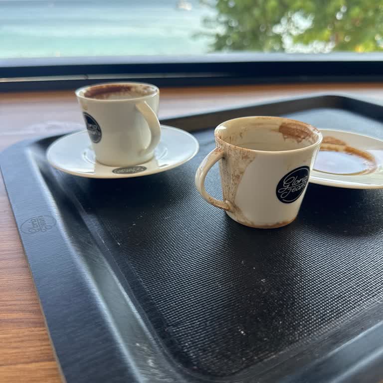 Gloria Jean's Coffees Personelinin Saygısızlığı