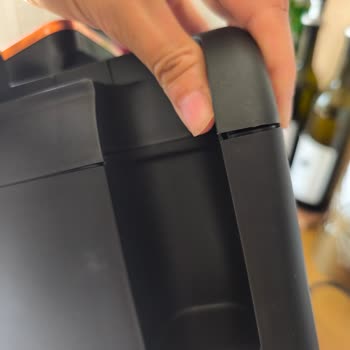 Filtre Kapak Sorunu Ve Yetersiz Servis Sonrası Mağazadan Yeni Ürün Değişimi Talebi