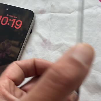 İlan Edilen Mükemmellik Yerine Çizikli İPhone 15 Pro Max