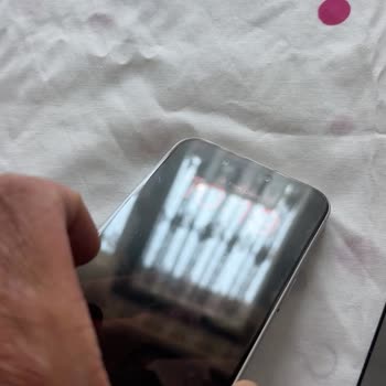İlan Edilen Mükemmellik Yerine Çizikli İPhone 15 Pro Max