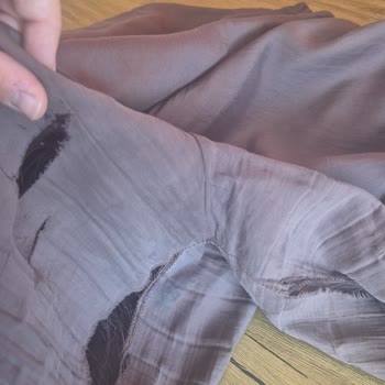 Ayıplı Şalvarlı Takımda Dikişler Yırtıldı, İade Reddi