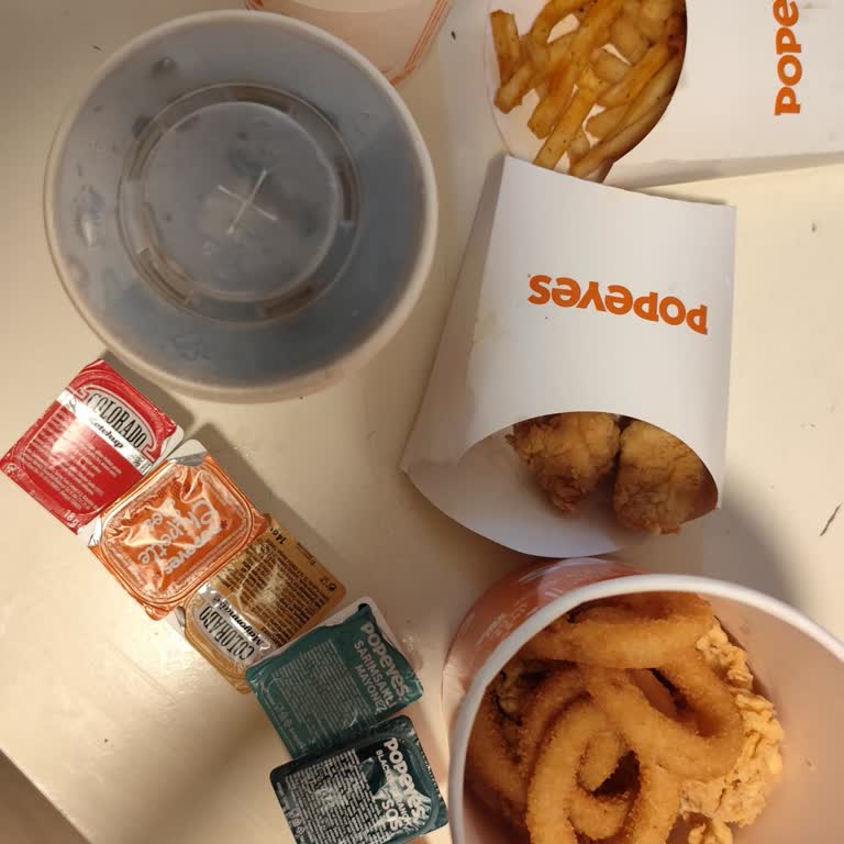 Tıkla Gelsin'de Eksik Hamburger Ve Küçük Patates Kızartması Telafisi