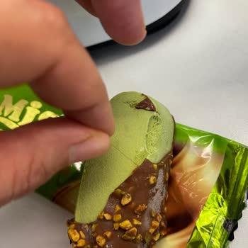 Şok Markette Dondurmanın Çikolatasında Saç Bulunması Ve Çözüm Talebi