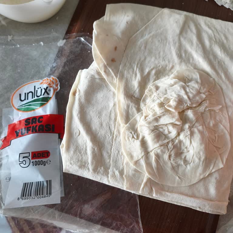 Başak Gıda Ekmecik Topak Haline Gelmiş Bir Yufka Çıktı