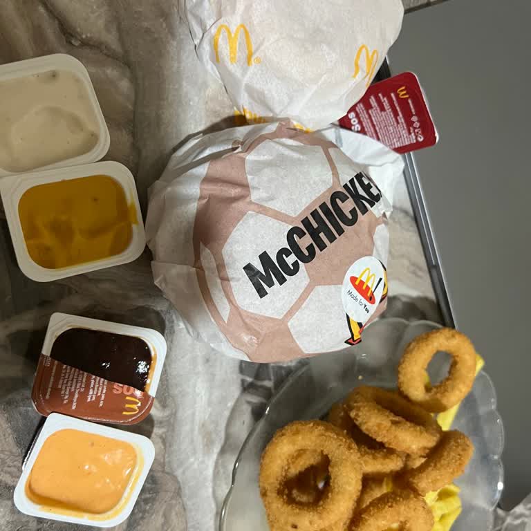 Eksik Cheeseburger Ve İade Sorunu