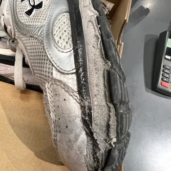 Under Armour Ayakkabısının Kısa Sürede Bozulması Ve Ücret İadesi Talebi