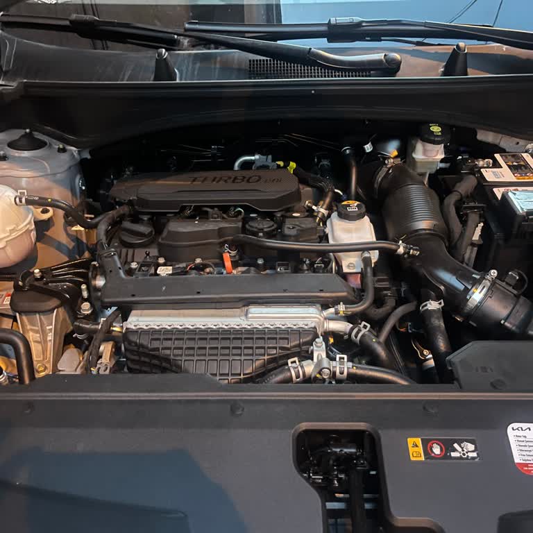 Yeni Kia Sportage'de Motor Muhafaza Kapağı Eksik, Ücretsiz Temin Talebi