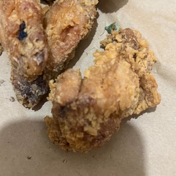 Popeyes Şubesinde Geciken, Yanlış Ve Böcekli Sipariş İçin Tam İade İsteği