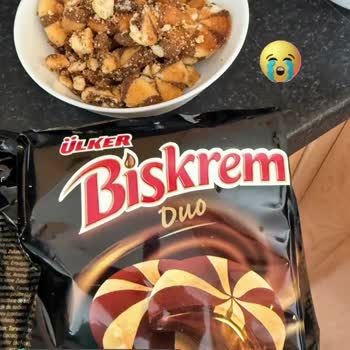 Ülker Biskrem Bisküviden Çıkan Parçalanmış Bisküviler
