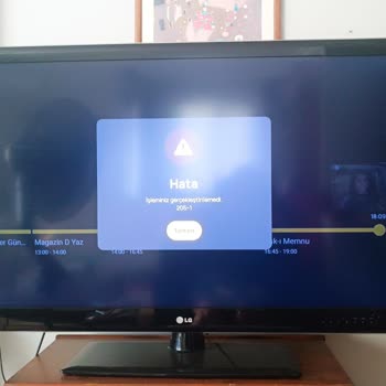 Yenilenen Pakette Sürekli İnternet Ve TV Kesintileri