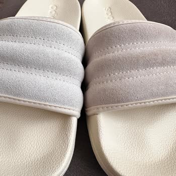 Su Teması Sonrası Adidas Terliğin Renk Değişimi Ve Değişim Talebi