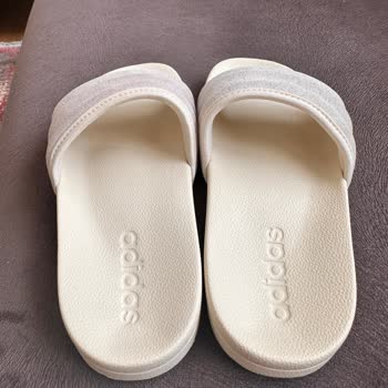 Su Teması Sonrası Adidas Terliğin Renk Değişimi Ve Değişim Talebi