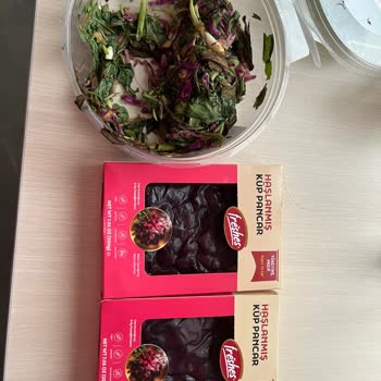 Bozuk Salata Ve Yumuşamış Pancar Gıda Güvenliği Sorunu