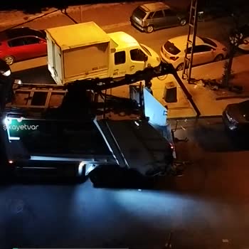İstanbul Büyükşehir Belediyesi Çöp Boşaltım Araçları