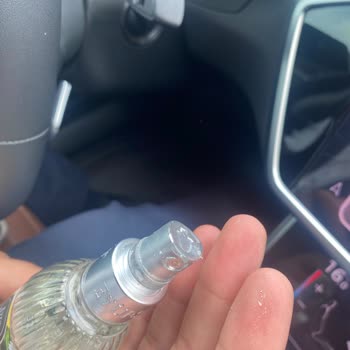 Eyüp Sabri Tuncer Limon Kolonyasında Kapağın Boya Dökülmesi Kalite Sorunu