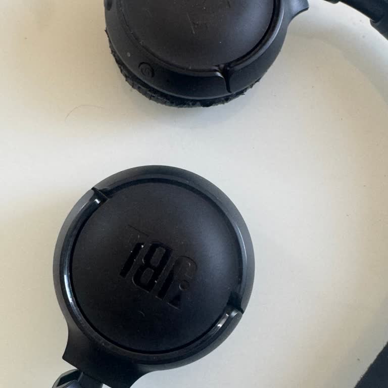 Power Tuşu Arızası Nedeniyle JBL Kablosuz Kulaklıkta Hızlı Destek Talebi