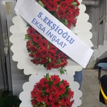Görselle Uyuşmayan Çelenk Ve Çiçek Eksikliği Tam İade Talebi