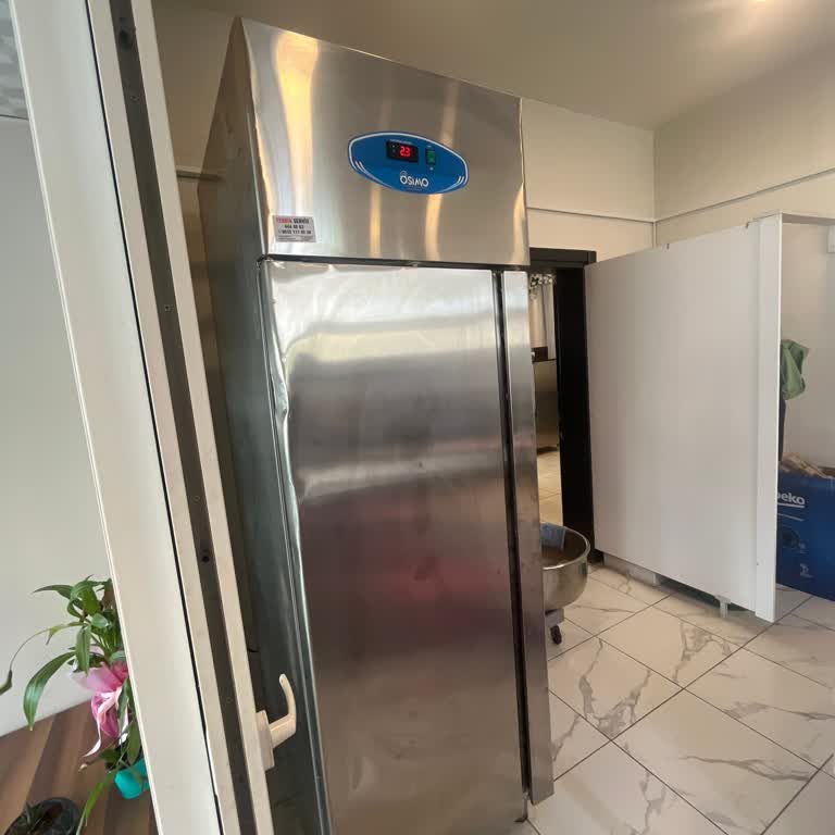 Garanti Kapsamındaki Dondurucunun Soğutmama Sorunu, Telefon Engeli Ve 37 Bin TL Zarar