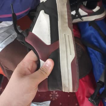 Kısa Sürede Yırtılan Ayakkabının Kullanıcı Hatası Olarak Reddi Kabul Edilemez