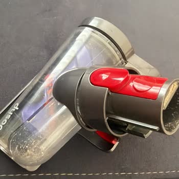 Dyson Başlık Sorunu Kullanıcı Hatası Olarak Değerlendirildi, Ücretsiz Değişim Talebi