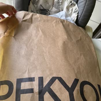 DHL Muğla Yatağan Şubesinde Kargo Hasarlı Ve Personel Saygısız