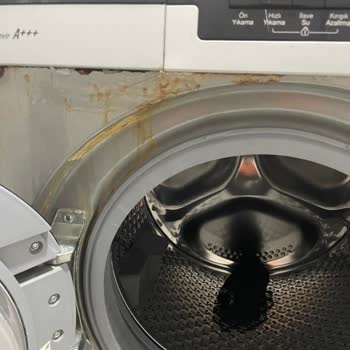 Arçelik Çamaşır Makinesinde Paslanma Sorunu Ve Servis Reddine Karşı Değişim Talebi