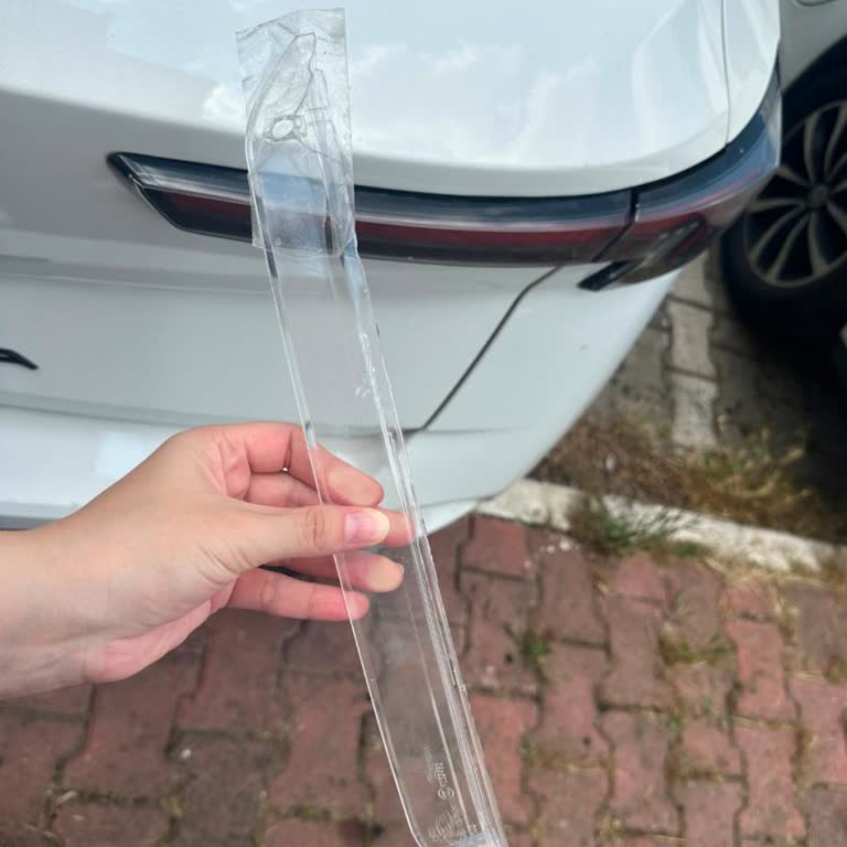 Yeni Opel Mokka’da Arka Stop Lambası Cam Kapağında Üretim Hatası Ve Garanti İadesi Talebi
