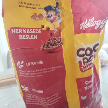 Kellogg's Coco Pops Paketi İçinde Taş Gıda Güvenliği Ve Sağlık Riski