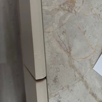 Montaj Hataları Ve Kırık Parçalar Nedeniyle Yatak Odası Takımının Değiştirilmesini Talep Ediyorum
