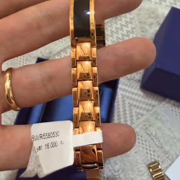 Swarovski Saatim Çizik Ve Korumasız Gönderildi, Değişim Talebime Cevap Gelmedi