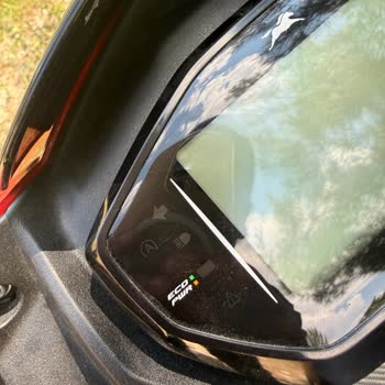 TVS Ntorq Ekranı Çatladı Ve Tutamaklar Kırıldı, Servis İlgisiz